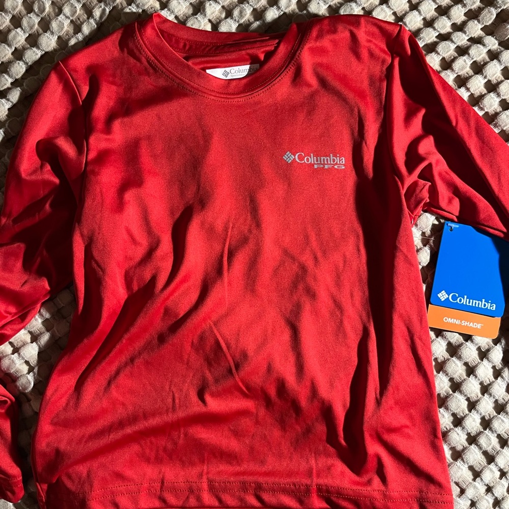 Columbia sun protection shirt